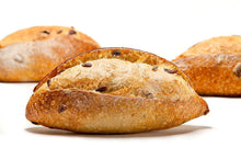 Załaduj obraz do przeglądarki galerii, Loaf Kalamata Olive

